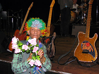 Even the colourful guitars can't outshine Raul...!