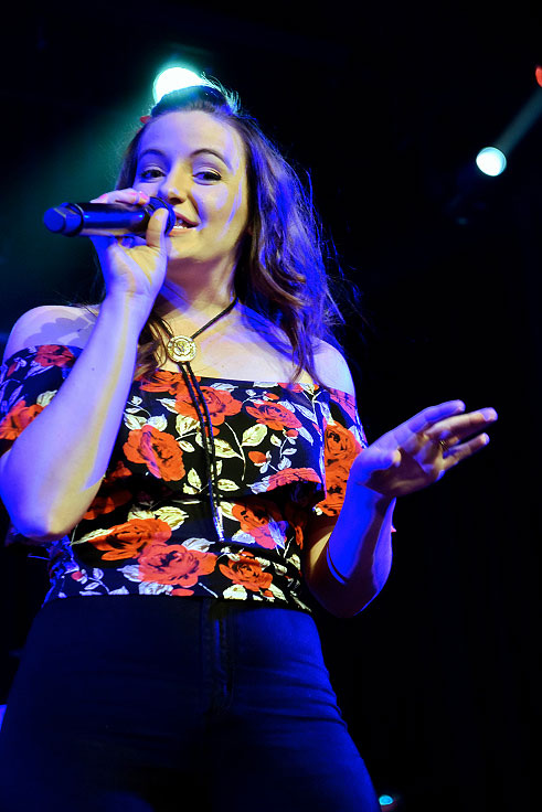 AMELIA RICHARDS