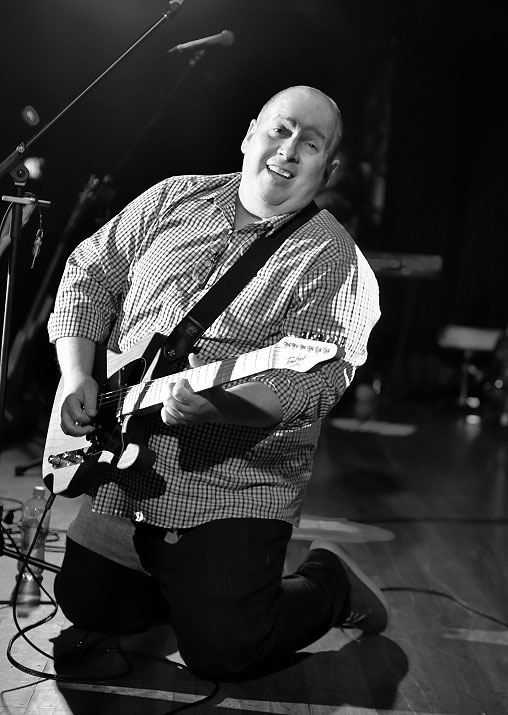 DARREN CARR