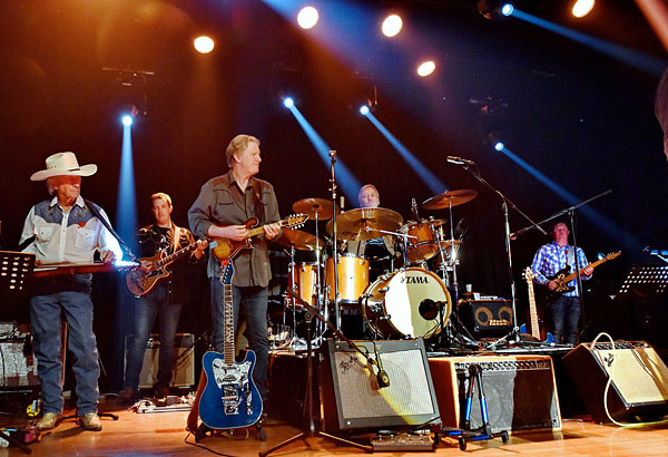 GARY, DAMIEN, GLENN, TERRY, MICK