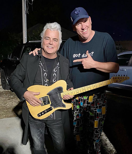 Dale Watson with Tomkins Guitar 2022