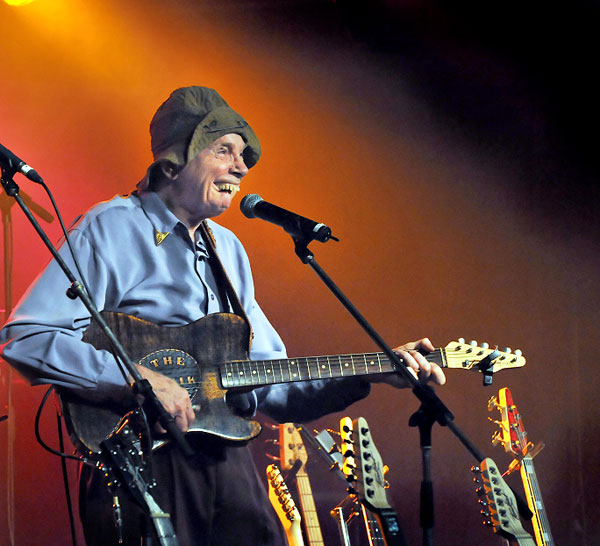 Chad Morgan and his Tomkins Guitar